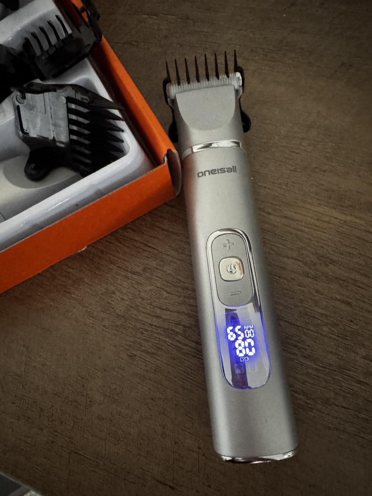 oneisall 4 in 1 Dog Grooming Kit with LCD Display customer photo 1