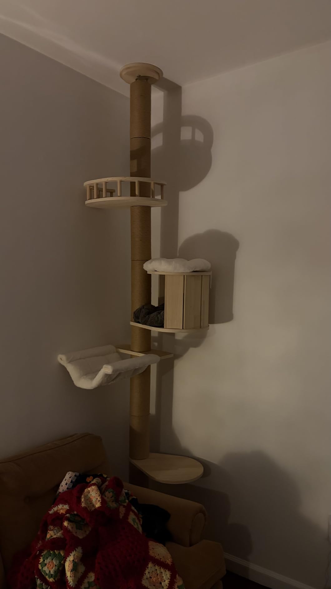 Aechonow 10.2ft Floor to Ceiling Cat Tree for Large Cats, Tall Cat Tower customer photo 1