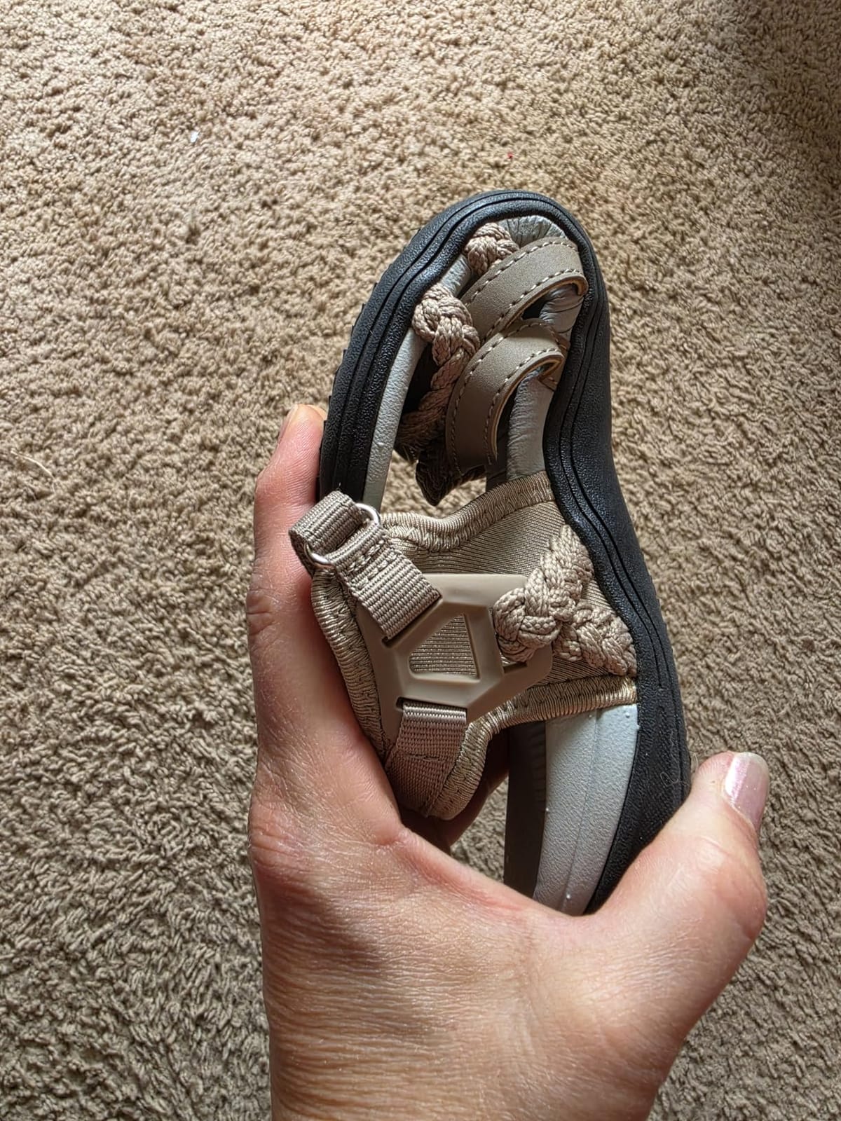 UBFEN Womens Hiking Sandals with Comfortable Arch Support customer photo 2