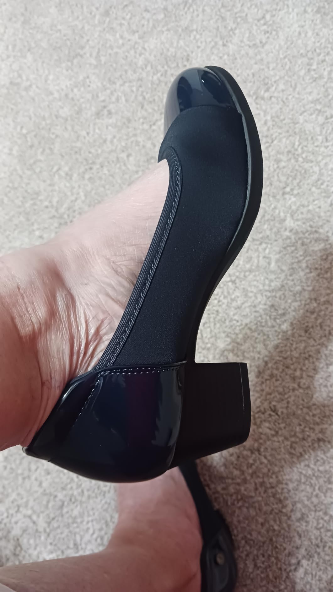 DREAM PAIRS Women's Pumps Low Chunky Arch Support Heels customer photo 2