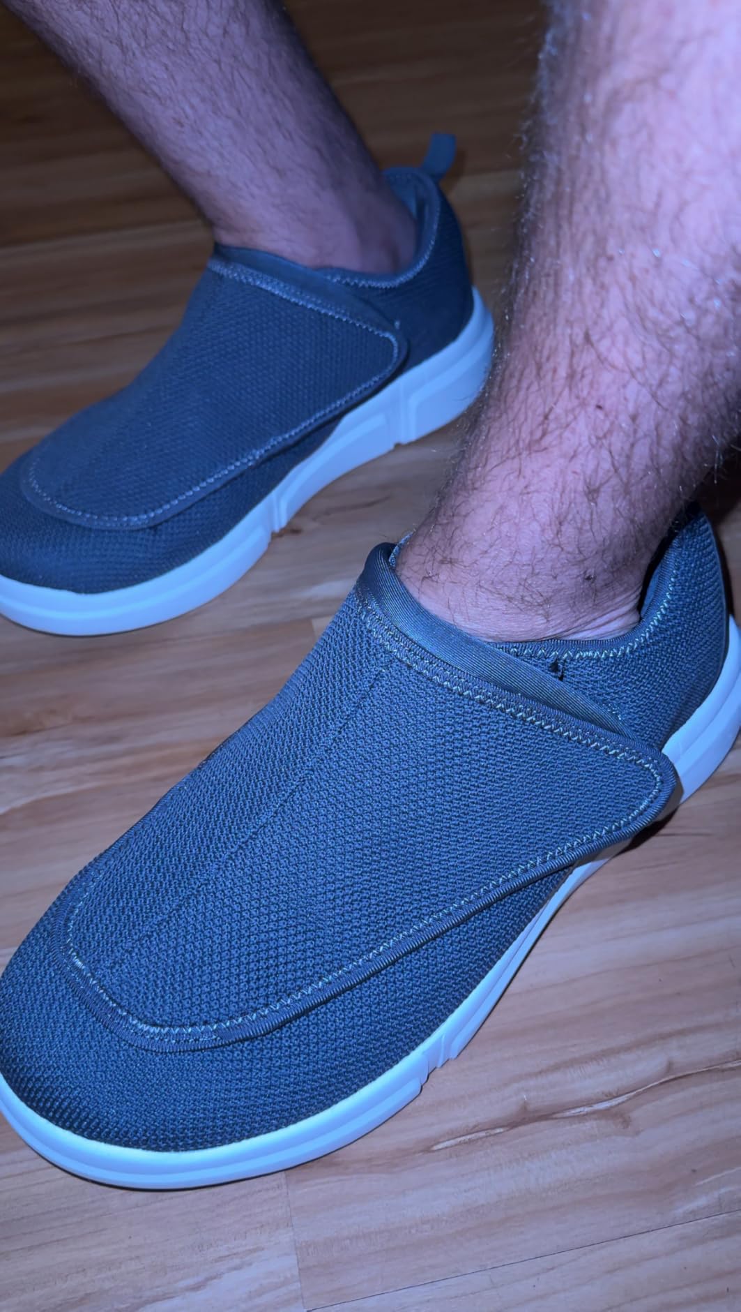 Men's Wide Diabetic Slip-On Shoes Adjustable Comfortable Walking Shoes for Swollen Feet Elderly Foot Pain Relief and Neuropathy Support customer photo 2