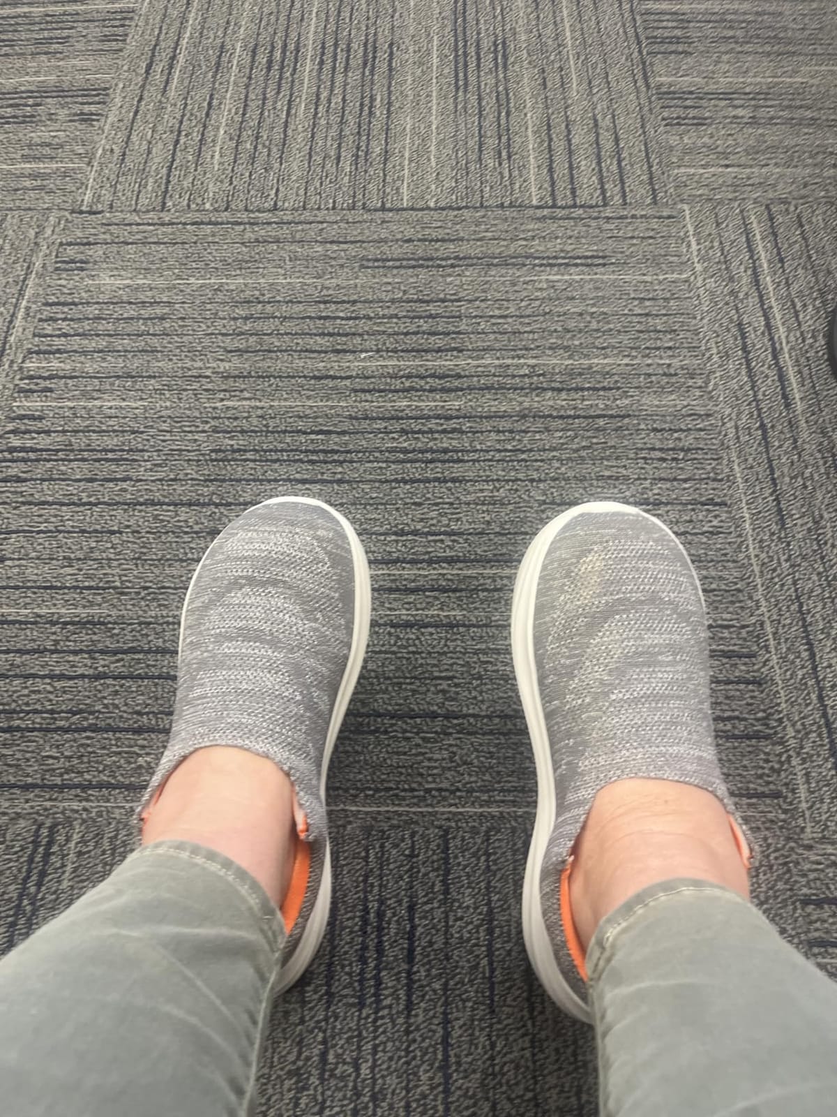Wide Toe Box Shoes Women Wide Width Waterproof Leather Hands Free Nursing Sneakers Ultra Light Extra Wide Walking Sneakers Non-Slip Chef Diabetes Nurse Work Shoes customer photo 1