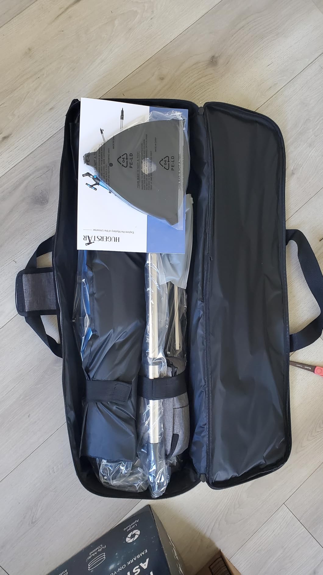 Telescope, Telescope for Adults High Powered, 90mm Aperture 800mm Professional Portable Refractor Telescopes for Astronomy Beginners with Tripod, Moon Filter, Phone Adapter & Carrying Bag customer photo 1