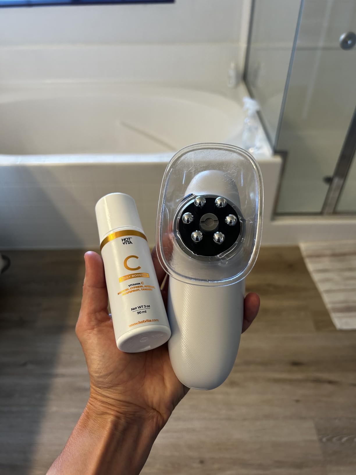 Redu Sculpt Body Sculpting Machine & Cellulite Massage Tool & Vitamin C Oil customer photo 1