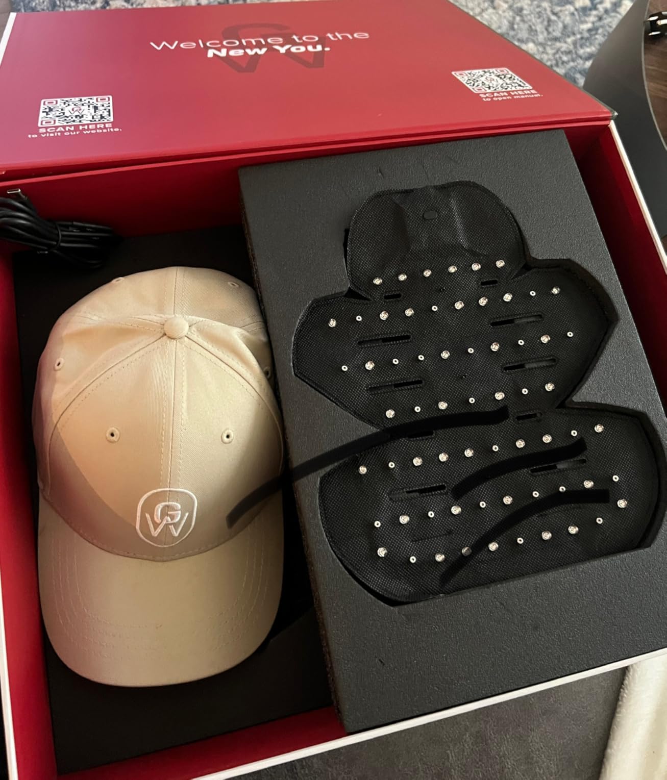 GroWell Red Light Therapy Hair Growth Cap – FDA Cleared Laser Treatment for Hair Regrowth and Reduced Shedding – LED & Laser Red Light Therapy Clinically Proven in Double-Blind Studies -Black customer photo 1