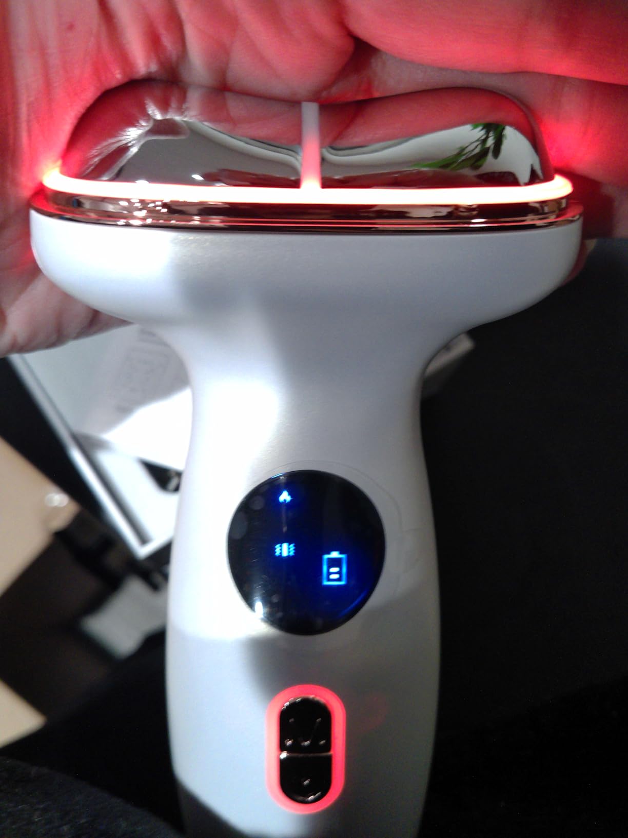 7-in-1 Microcurrent Facial Device, Gua Sha Red Light Face & Neck Massager customer photo 2