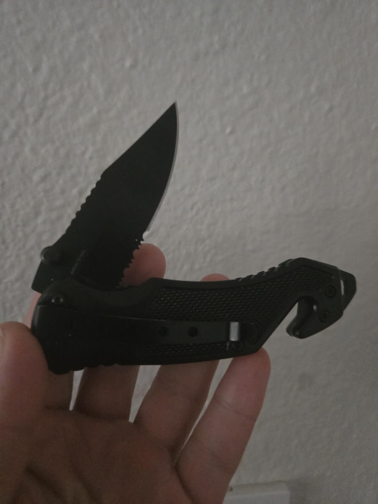 GOOD WORKER Legal Pocket Knife with 2.95” Serrated Blade, Glass Breaker, Seat Belt Cutter - EDC Sharp Folding Knives with Portable Clip - Small Tool for Tactical Camping Survival Hiking - Gifts for Men, Women customer photo 2