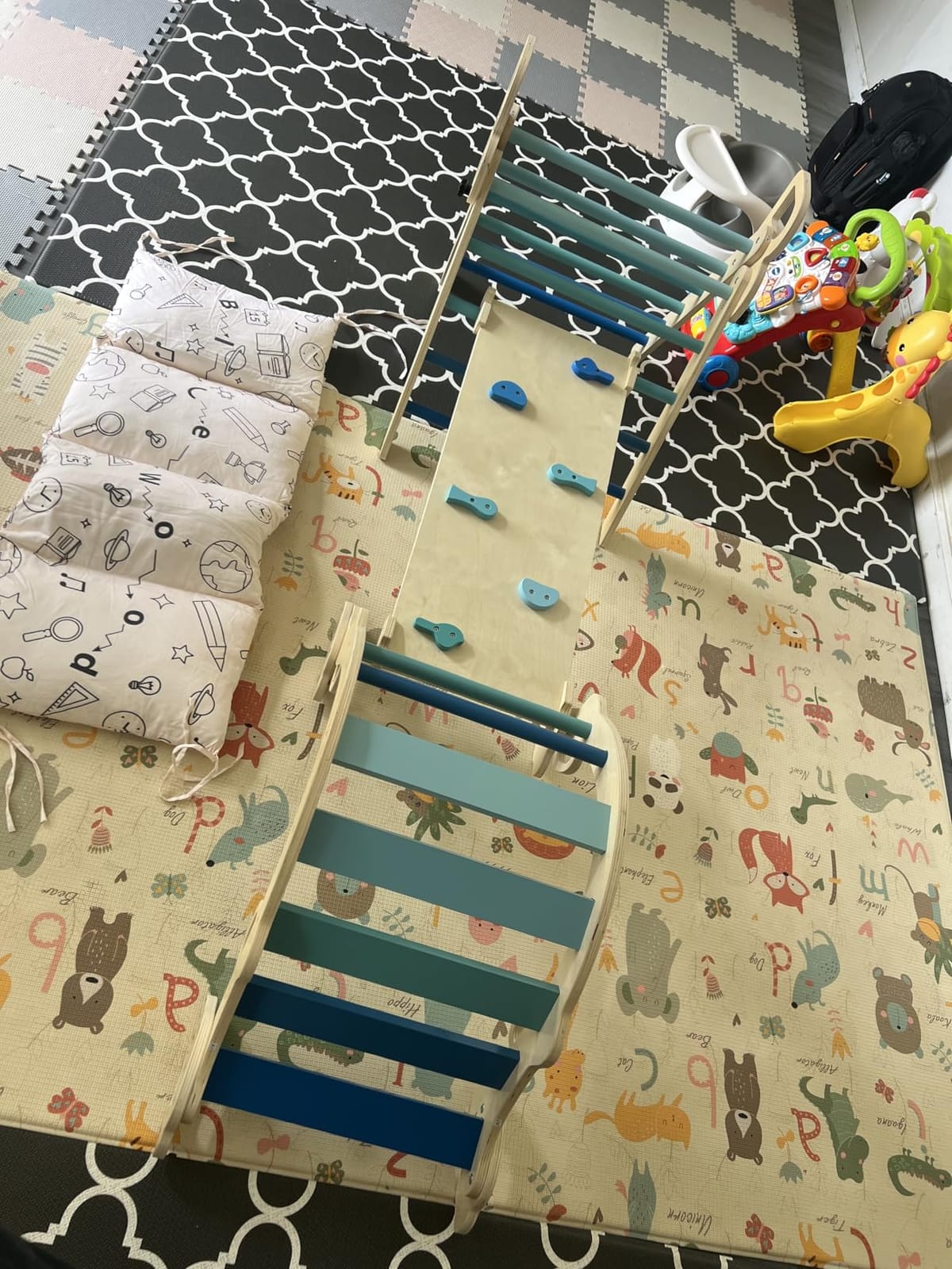 BlueWood Pikler Triangle Set with Cushion, Wooden Climbing Toys for Toddler customer photo 1