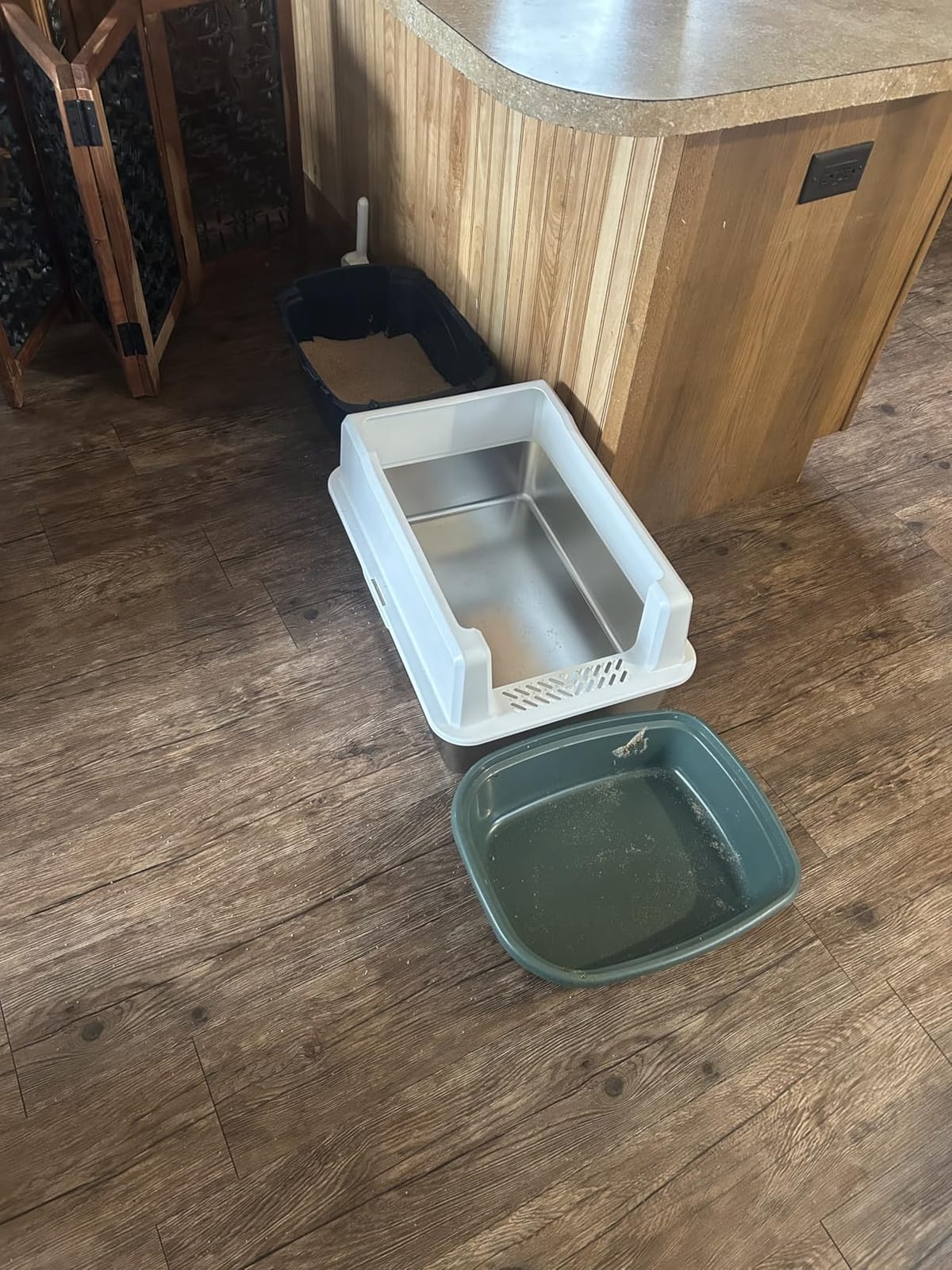 XXL Stainless Steel Litter Box with Lid for Multiple & Big Cats customer photo 1
