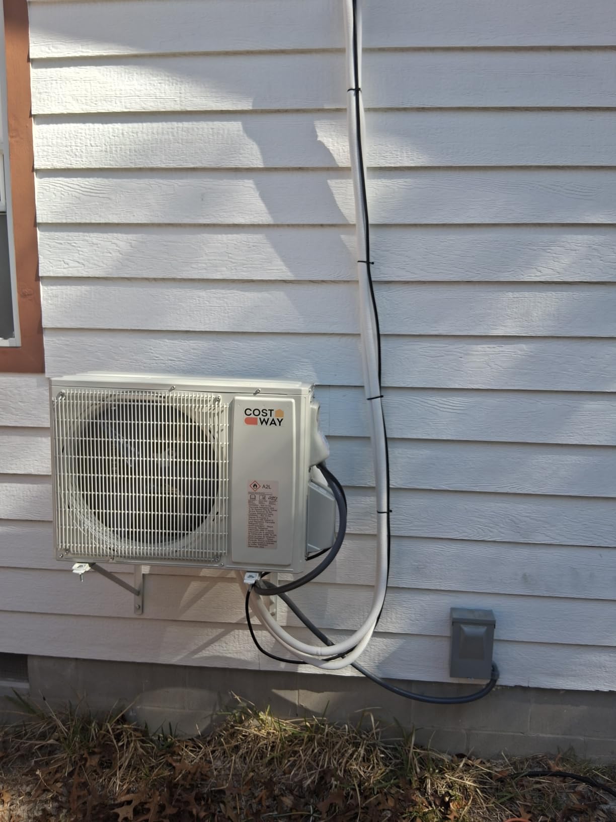 COSTWAY 9000BTU Mini Split Air Conditioner& Heater customer photo 1