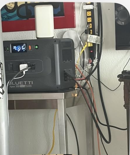 BLUETTI Apex 300 Portable Power Station 2764.8Wh 3840W LFP Solar Generator customer photo 2