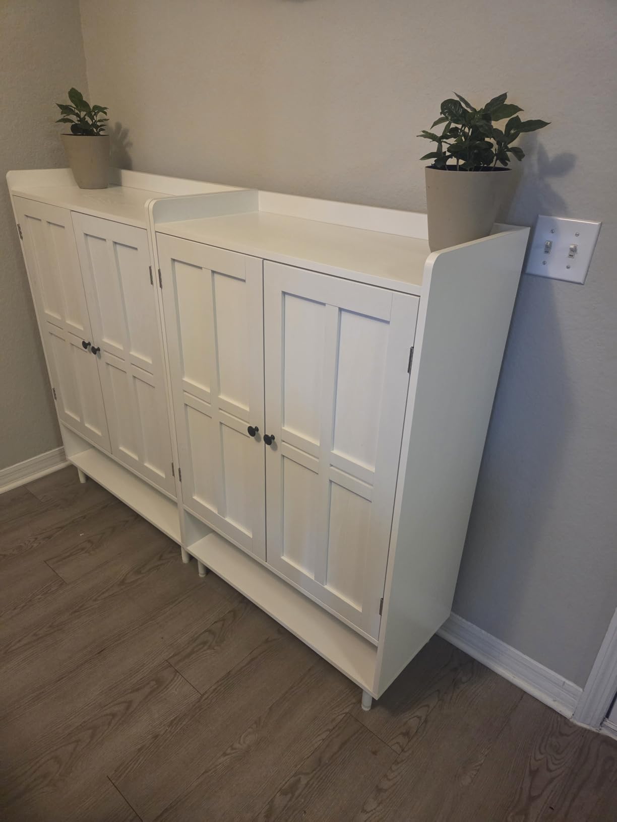 ComfyCorner Shoe Cabinet with Cross Molding Doors, 6-Tier Storage, White | 45