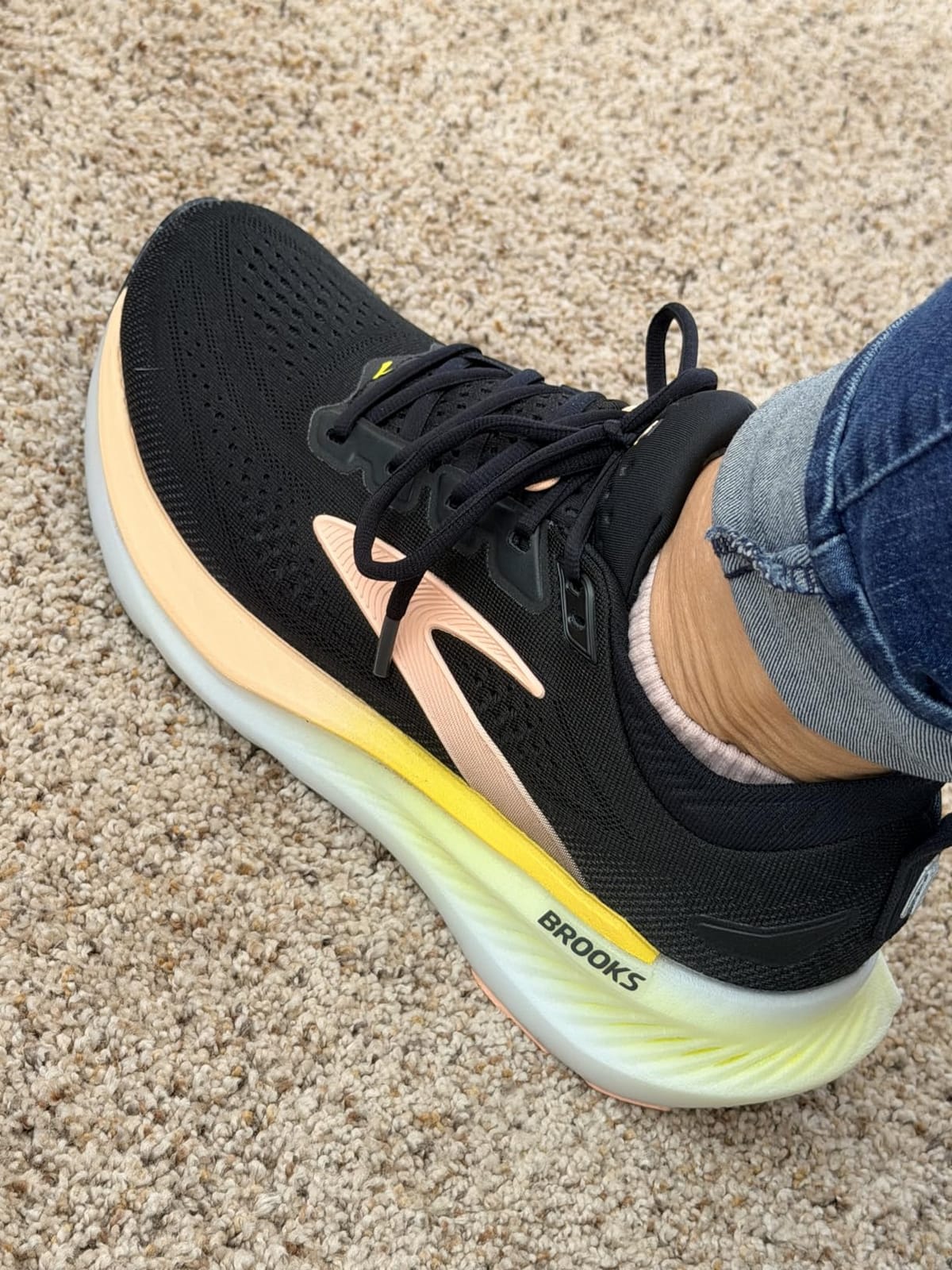 Women's Glycerin 23 Running Shoe customer photo 1