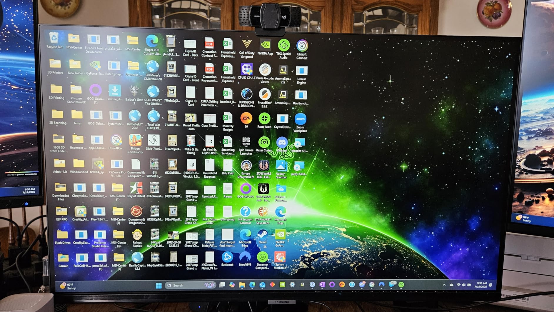 Samsung 32” Smart Monitor M7 (M70F) 4K UHD Display, Samsung Vision AI, Smart TV Apps, Gaming Hub, USB-C, HDMI and USB-A, White, LS32FM703UNXZA, 2025 customer photo 2