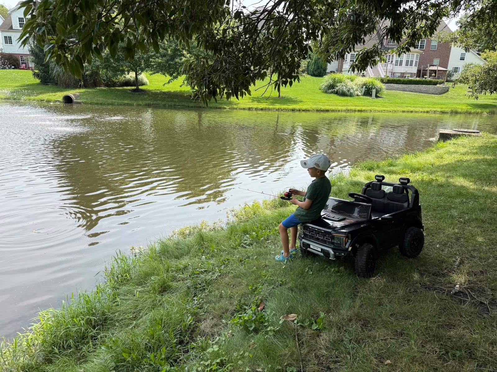 First Ride On 24V Kids Ride On Truck, Licensed Ford F-150 Raptor 2 Seater Electric Car w/Remote Control, Kids Ride On Car Toys w/LED Lights, Bluetooth, Music, Truck Bed Storage, Soft Start (White) customer photo 1