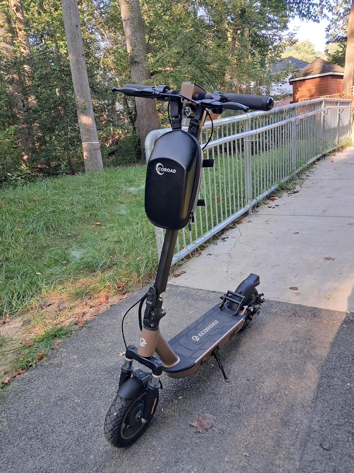 ECOROAD Electric Scooter for Adults 750W 25 MPH 30-35 Miles Long Range customer photo 2