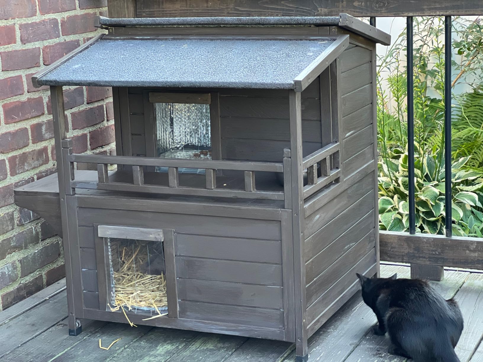 Aivituvin Heated Cat House Outdoor Two-Story Insulated Wooden customer photo 2