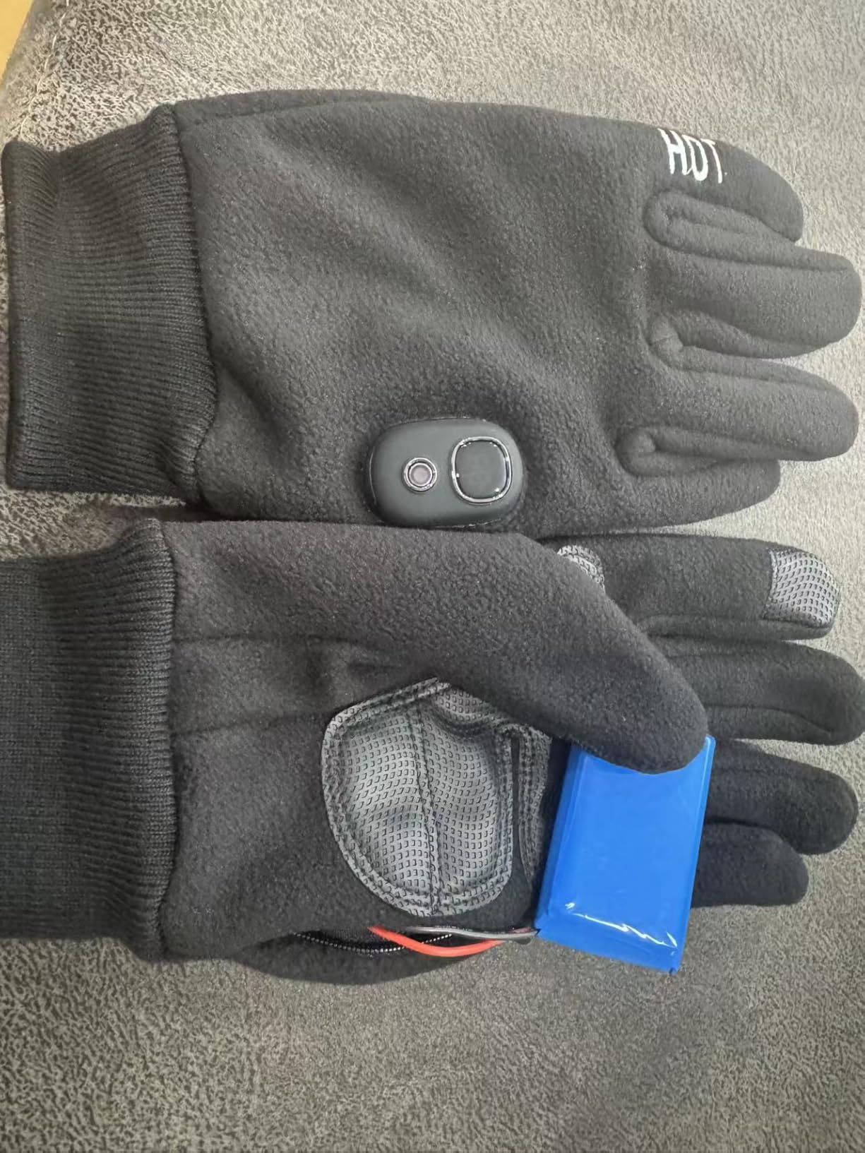 Rechargeable Heated Winter Gloves for Women & Men with Touchscreen, Built-in Smart Display and Premium Polar Fleece, Ideal for Outdoor Skiing/Cycling/Hunting customer photo 2