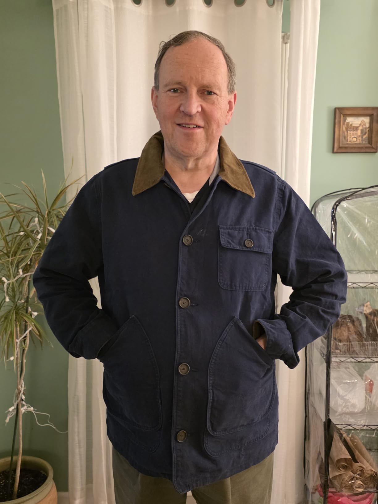 Amazon Essentials Men's Cotton Canvas Barn Jacket customer photo 1