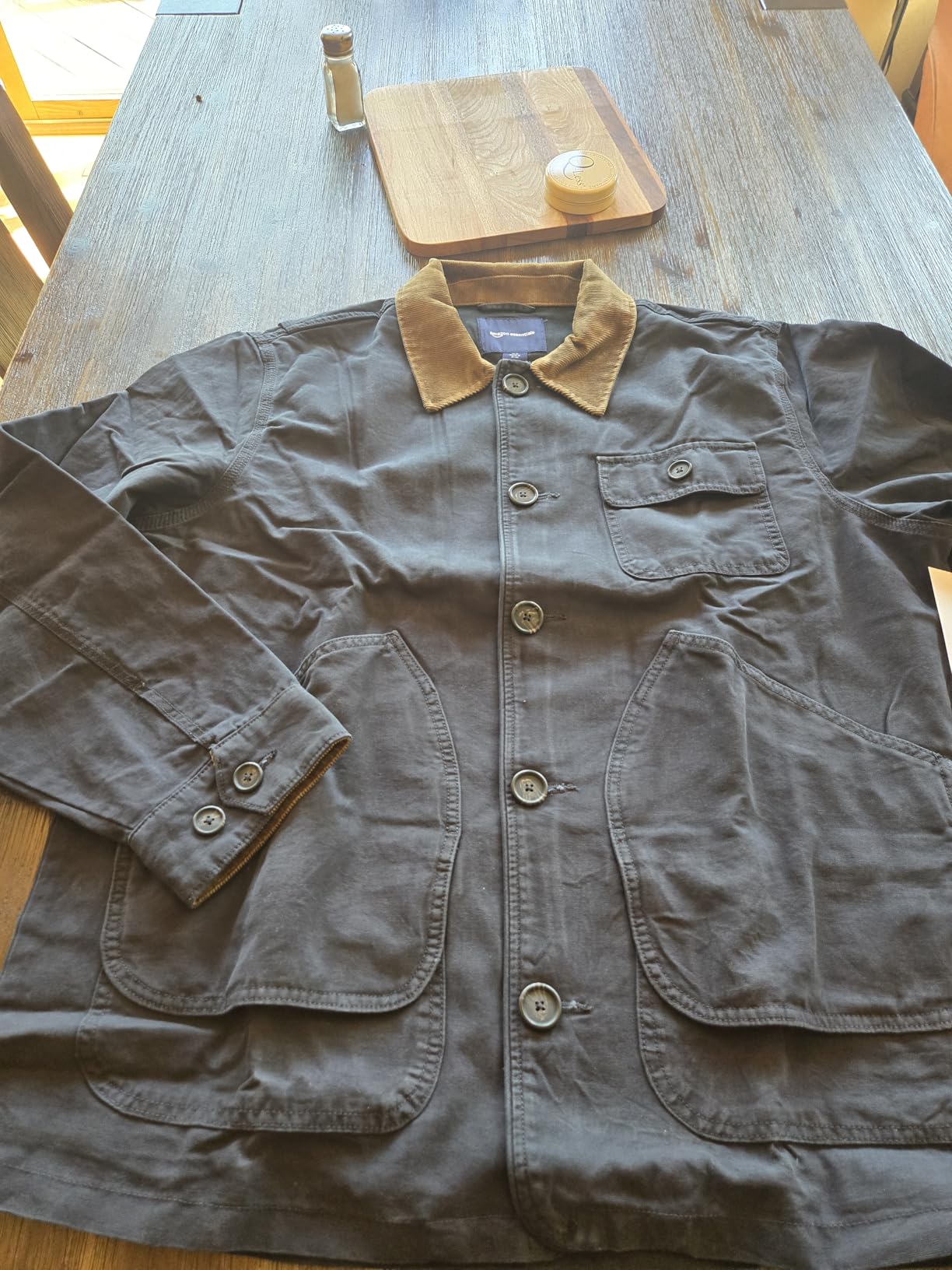 Amazon Essentials Men's Cotton Canvas Barn Jacket customer photo 2