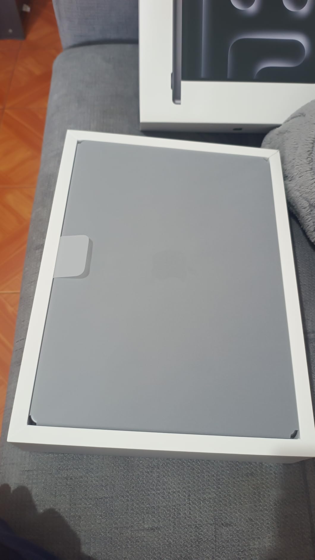Apple 2025 MacBook Pro Laptop with Apple M5 chip with 10‑core CPU and 10‑core GPU: Built for AI, 14.2-inch Liquid Retina XDR Display, 24GB Unified Memory, 1TB SSD Storage; Silver customer photo 1