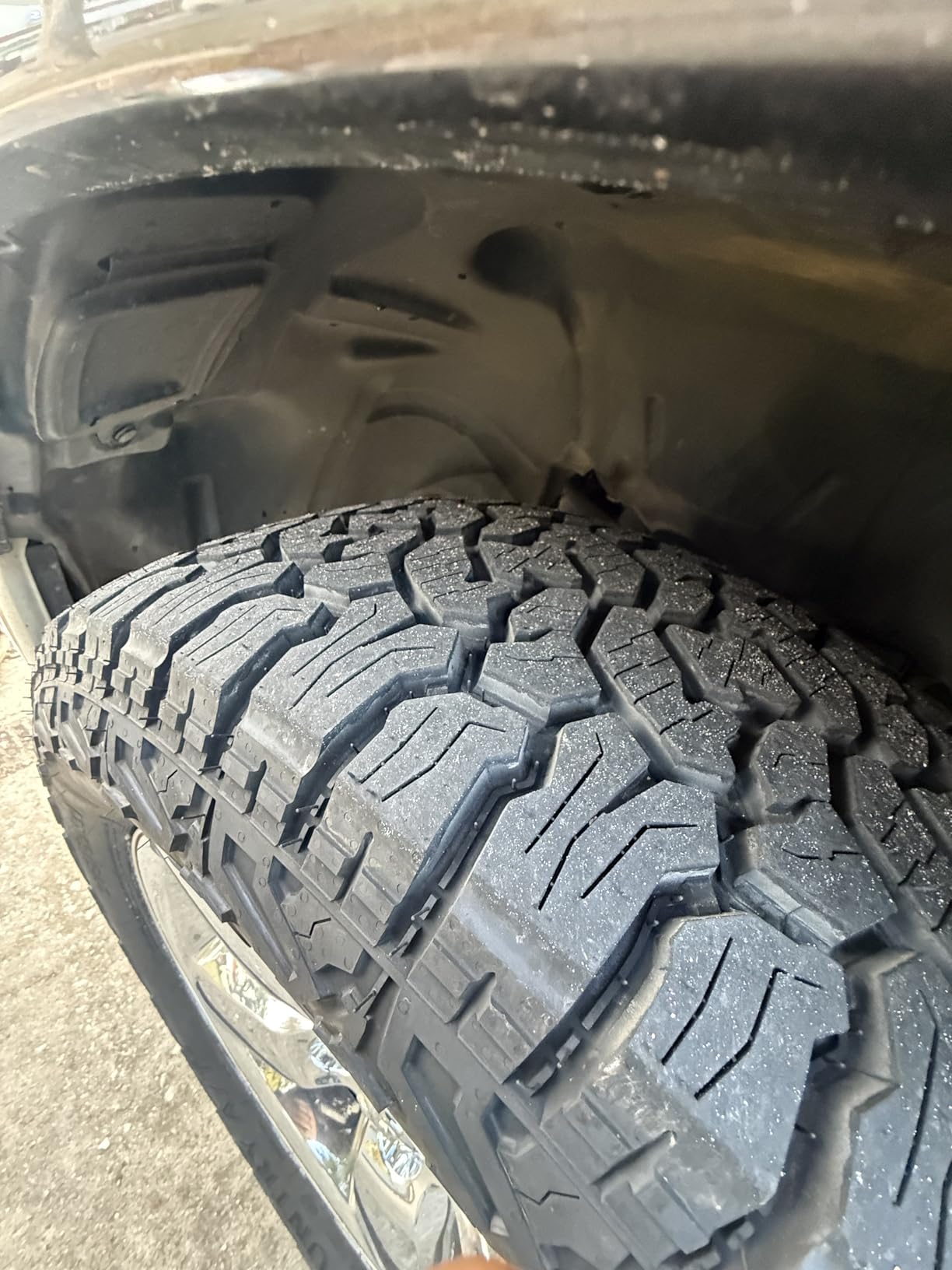 Prinx HiCountry A/T2 All Terrain 275/60R20 116T XL Light Truck Tire customer photo 2