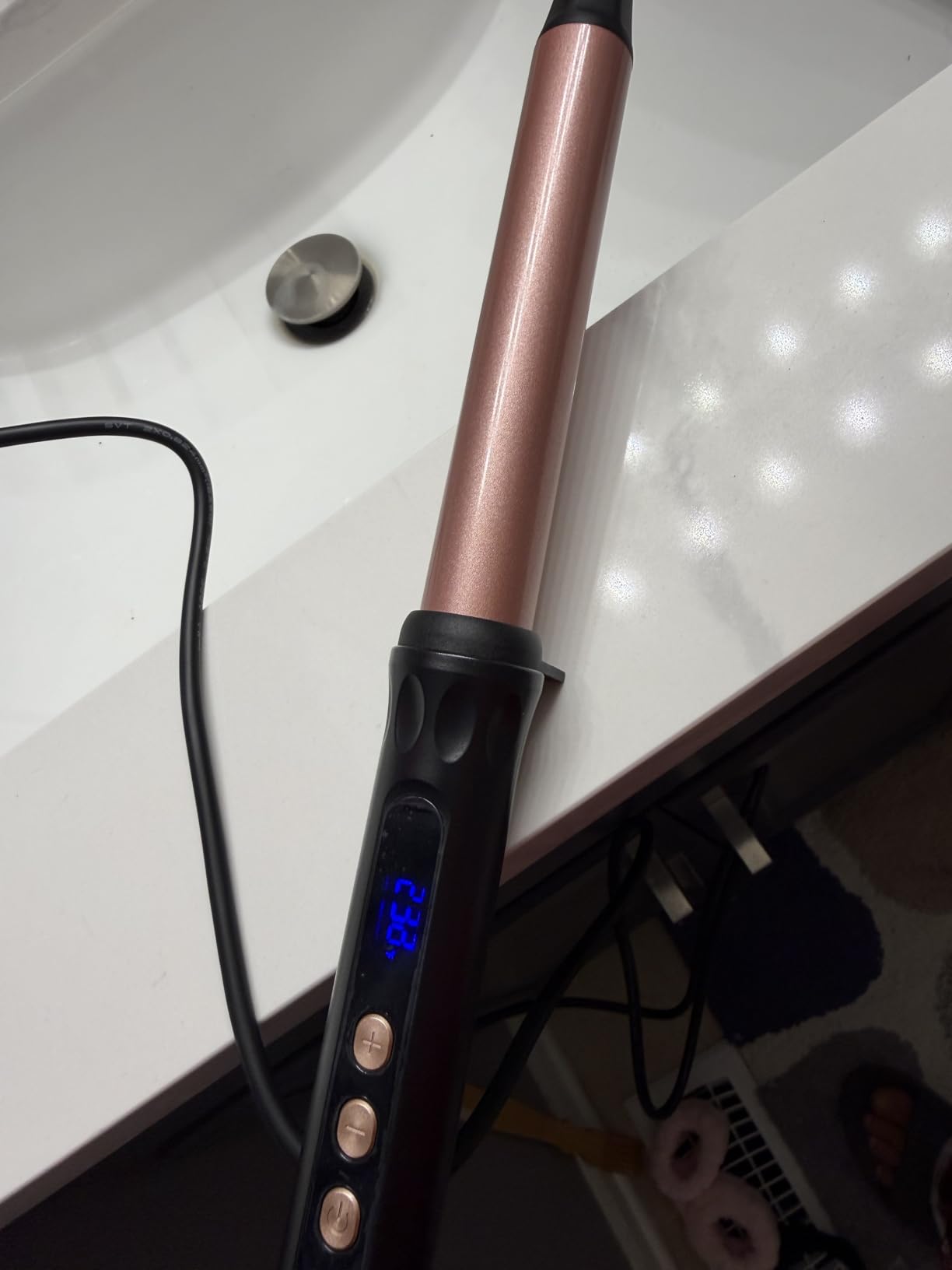 1 Inch Curling Wand, Ceramic Wand Curling Iron for Medium to Long Hair | Clamp-Free Design for Long-Lasting Waves & Curls, Adjustable Temperature, Dual Voltage, Professional Hair Curler with Glove customer photo 1