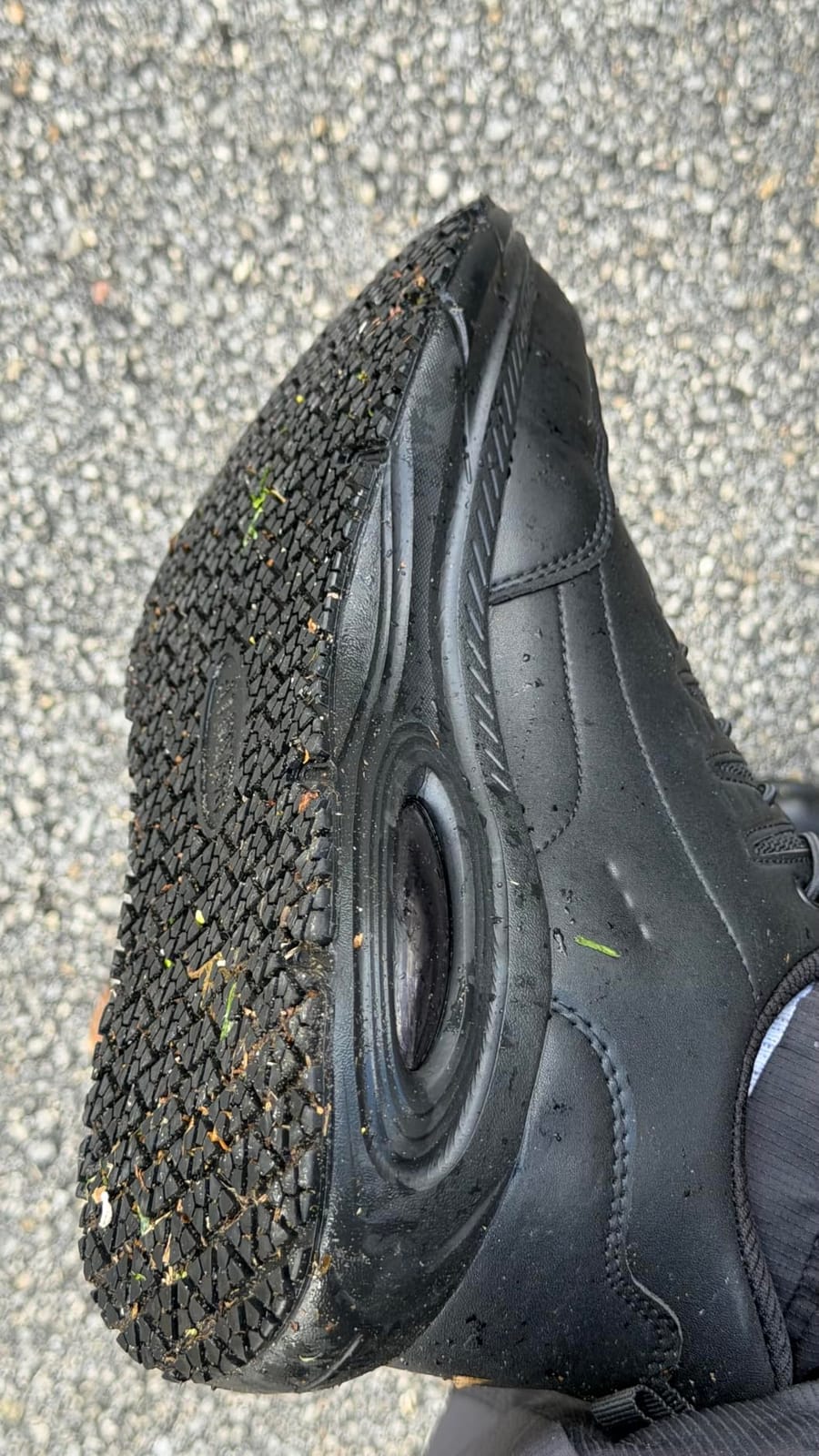 Mens Wide Non Slip Work Shoes Waterproof and Oil Resistant Comfortable Sneakers for Kitchen Food Service Restaurant Footwear customer photo 1