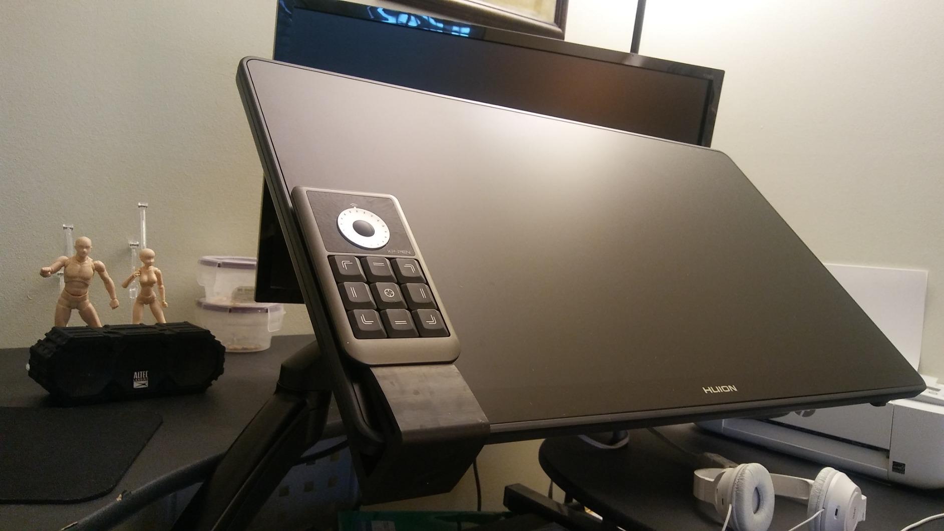 XPPen Pilot Pro Wireless Editing Console, Bluetooth, Joystick, Tri-Rotary customer photo 2