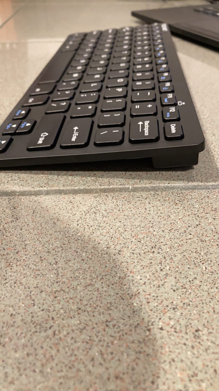 TECKNET Foldable Bluetooth Keyboard and Mouse Combo, Wireless Keyboard Mouse, Rechargeable 2.4G & Dual Bluetooth Travel Keyboard Mouse Set for Business Travel, Compatible with Windows/Mac/iOS/Android customer photo 2