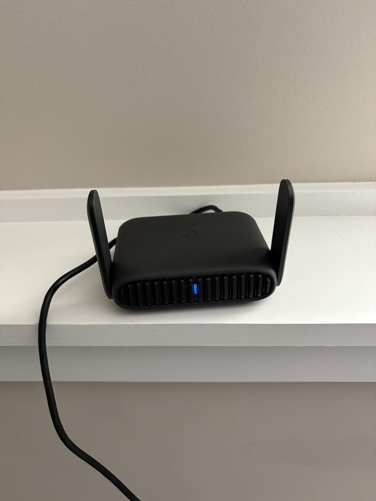 Roam 6 AX1500 Portable Wi-Fi 6 Travel Router Dual-Band USB C 3.0 customer photo 2