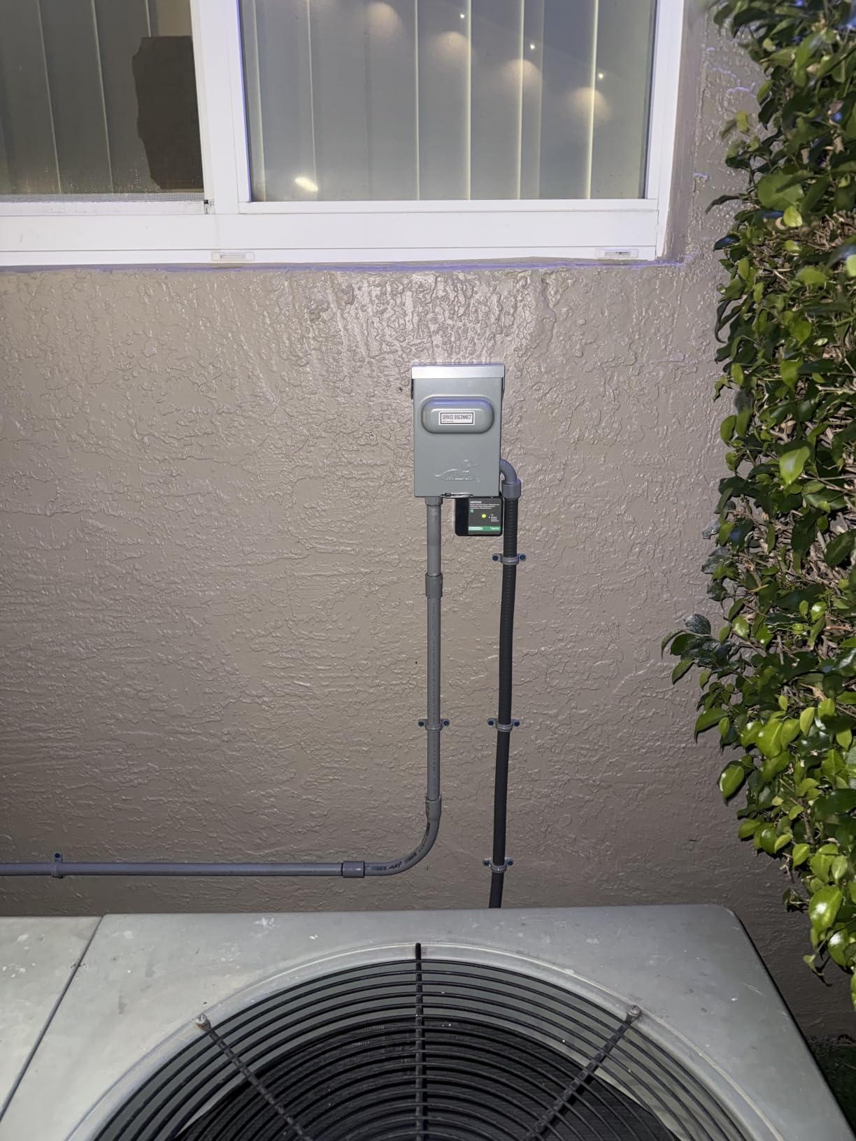 Albott 12,000 BTU Mini Split Air Conditioner and Heater SEER2 18, 115V customer photo 2