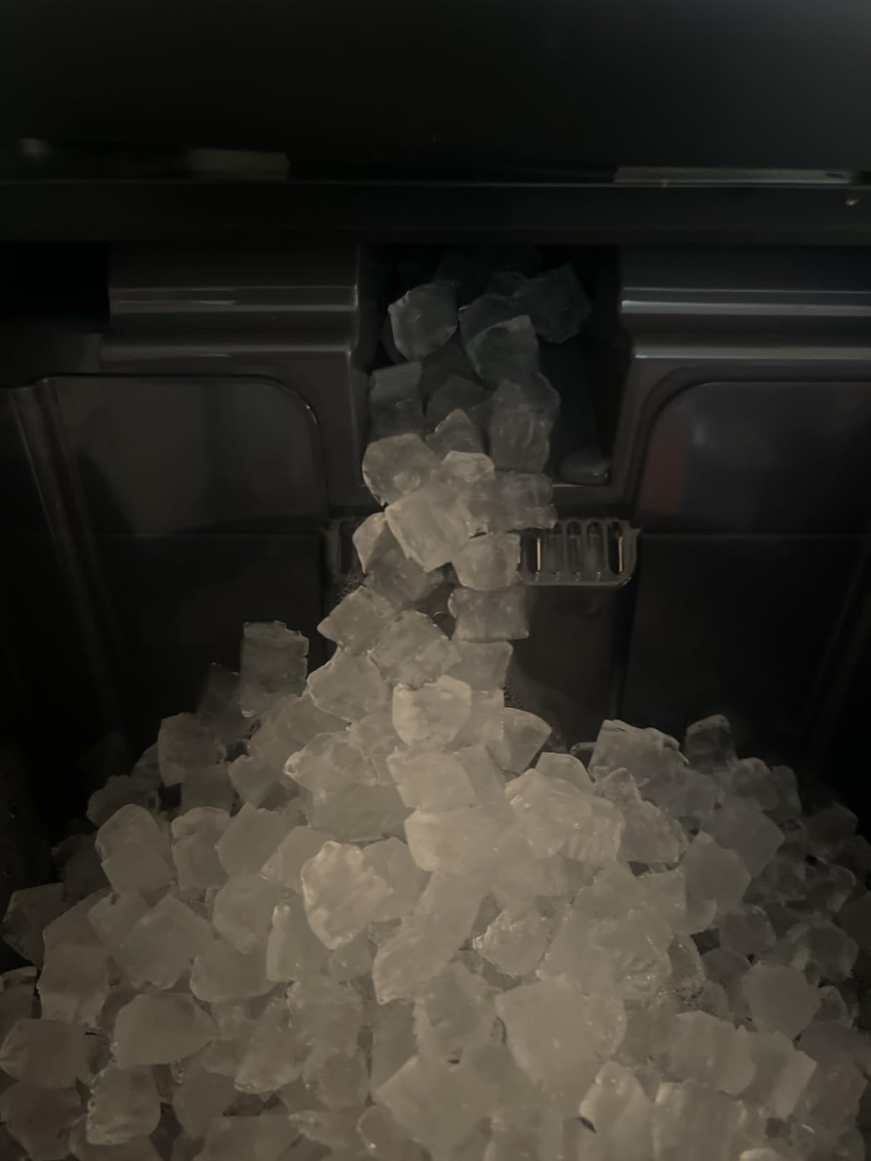 Silonn Nugget Ice Maker Countertop with Detachable Basket and Handle customer photo 2