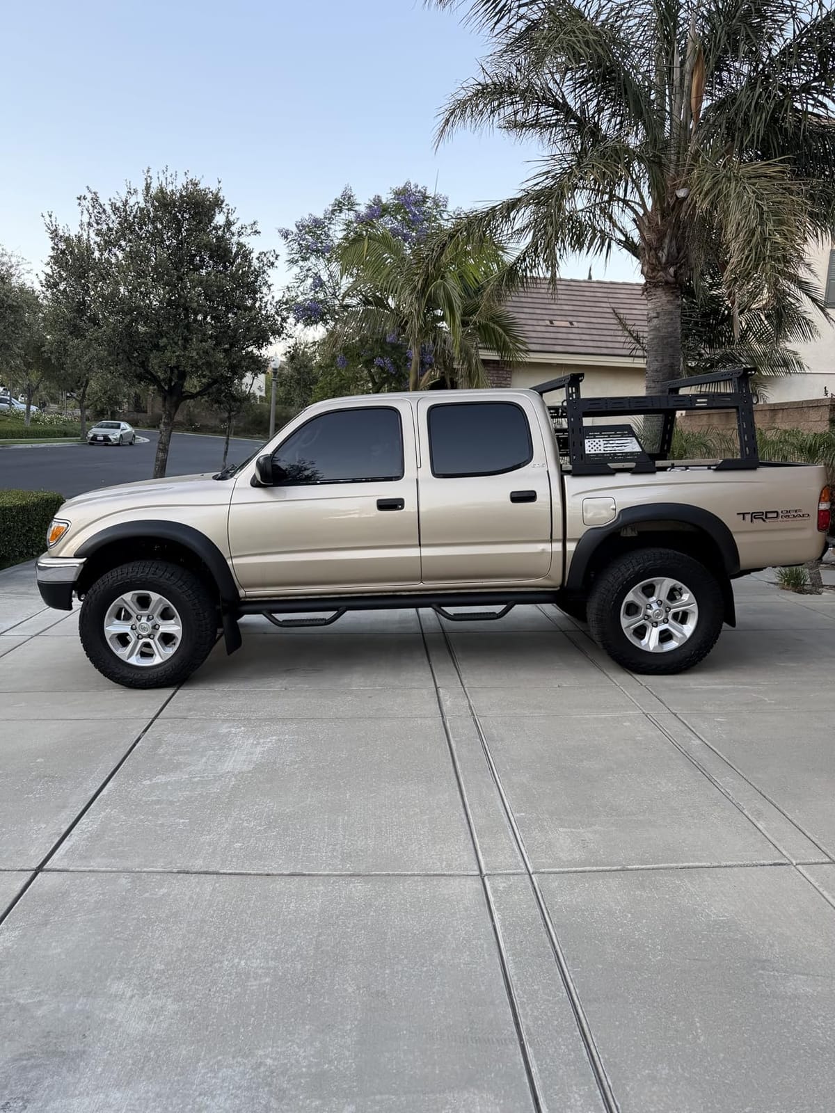 MONOKING 1300 Lbs Load Mid-Size Truck Overland Bed Rack with 2 Crossbars & DIY Flag Panels, Adjustable 17'' to 25'' High Cargo Rack for Gladiator JT Tacoma Frontier Canyon Colorado Ranger Ladder Rack customer photo 1