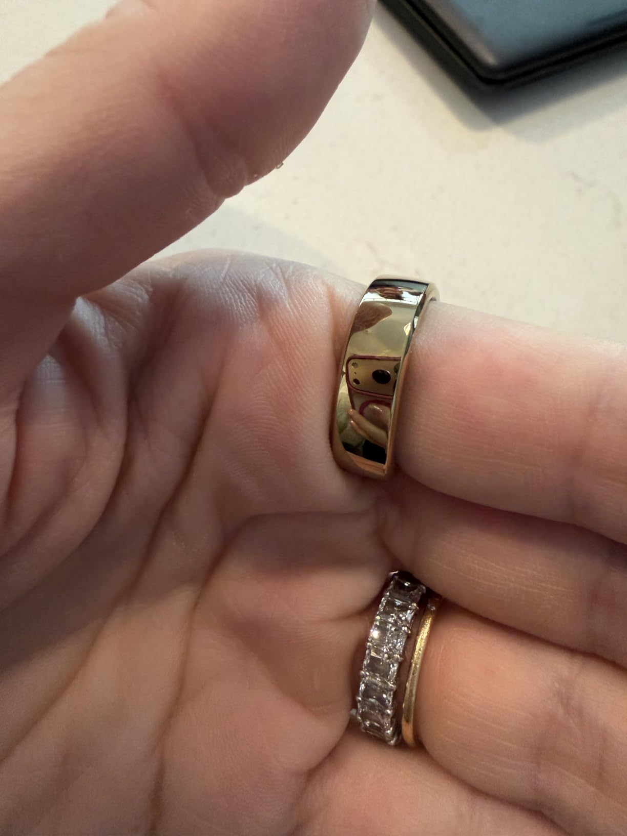RingConn Gen 3 Smart Ring - Vascular Trends(Size 10, Matte Black) customer photo 2