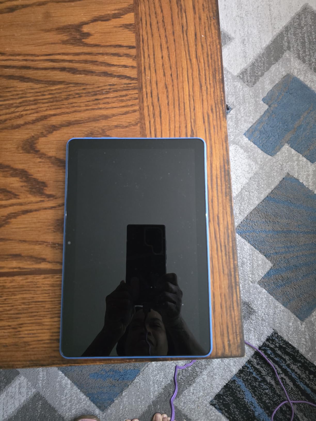 Amazon Fire HD 10 tablet, built for relaxation, 10.1