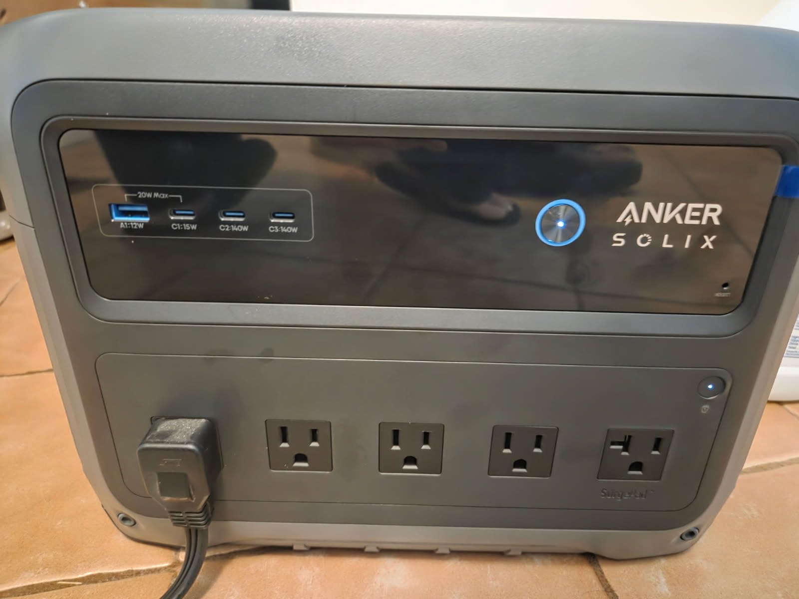 Anker SOLIX C1000 Gen 2 Portable Power Station with 200W Solar Panel customer photo 2