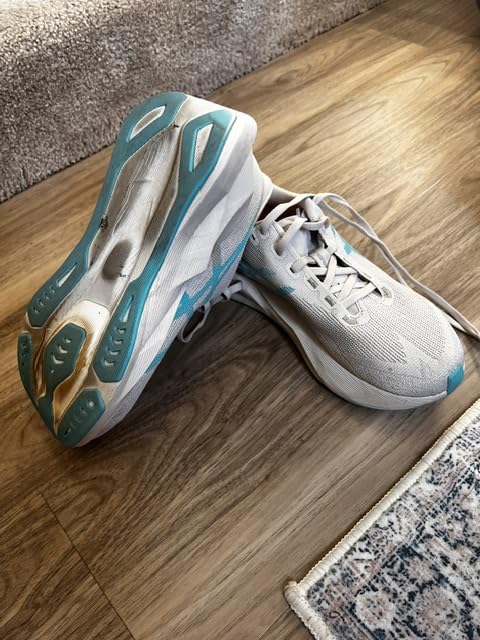 ASICS Women's NOVABLAST 6 Running customer photo 1