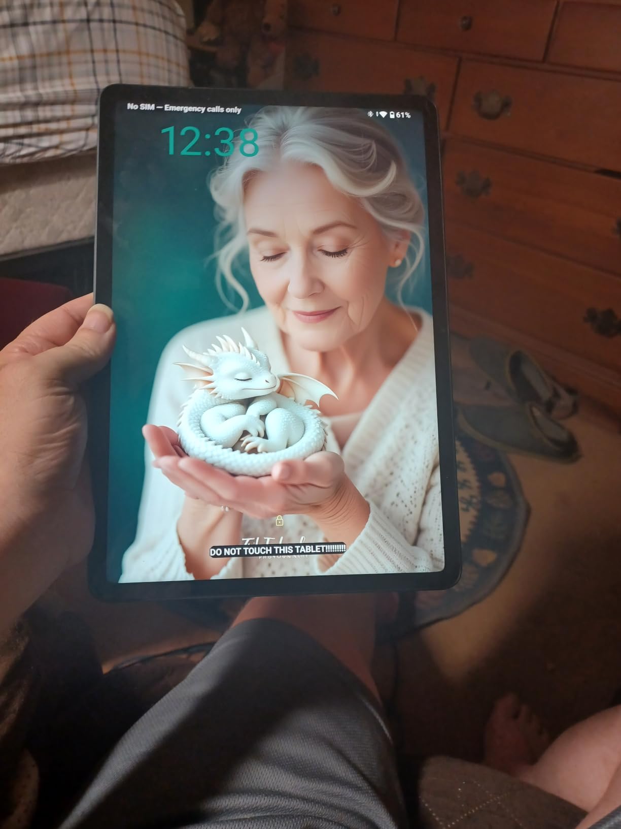 2026 Upgraded 12.2 inch Tablet, Android 16 Tablet with Keyboard, 2.5K QHD Display for High-Res Gaming/Art/Productivity, Up to 48GB+256GB+2TB TF,Octa-Core/10000mAh/Widevine L1/GMS/GPS/4-year Warranty customer photo 1