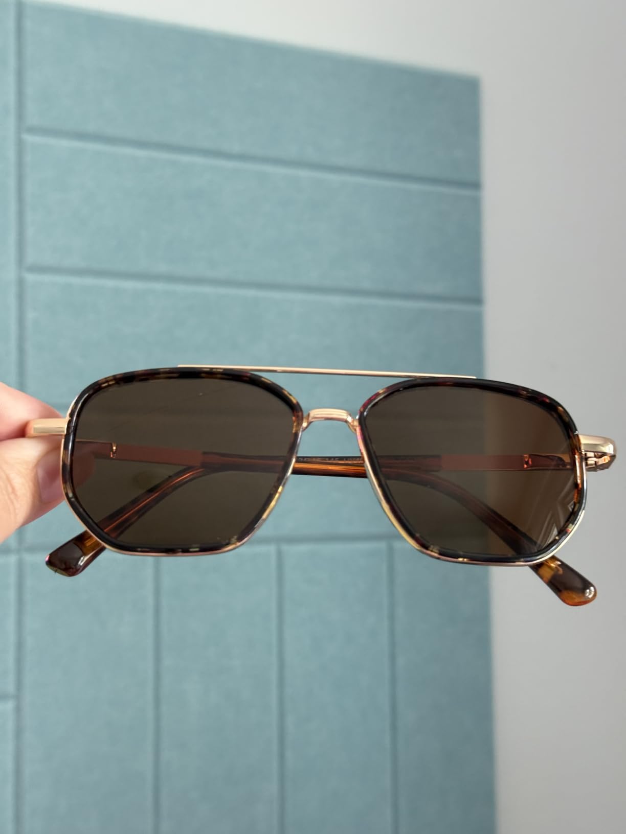 SODQW Polarized Aviator Sunglasses for Small Face Women UV400 Trendy Shades customer photo 1
