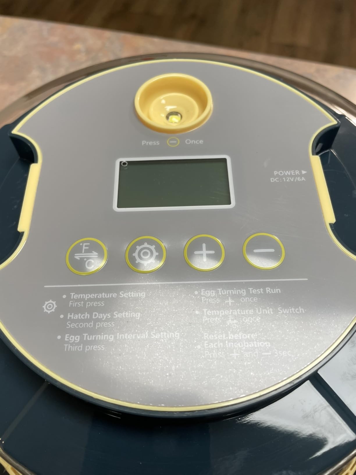 Incubators for Hatching Eggs, 56 Eggs Incubator with Egg Candler, Auto Egg Turner, Temp & Humidity Control, Hatch Day,360° Viewing for Chicken,Duck,Quail Eggs,Ideal for Farm,School and Lab,Blue&Yellow customer photo 2