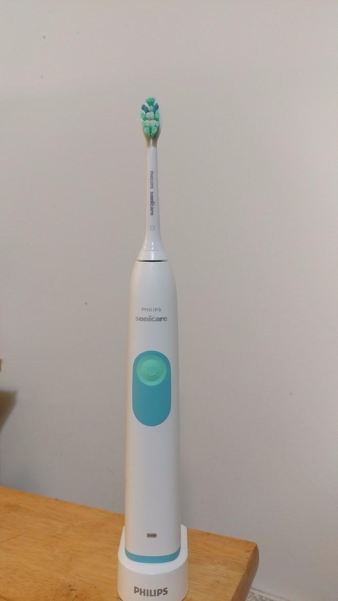 Philips Sonicare 2 Series plaque control rechargeable electric toothbrush, HX6211 customer photo 1