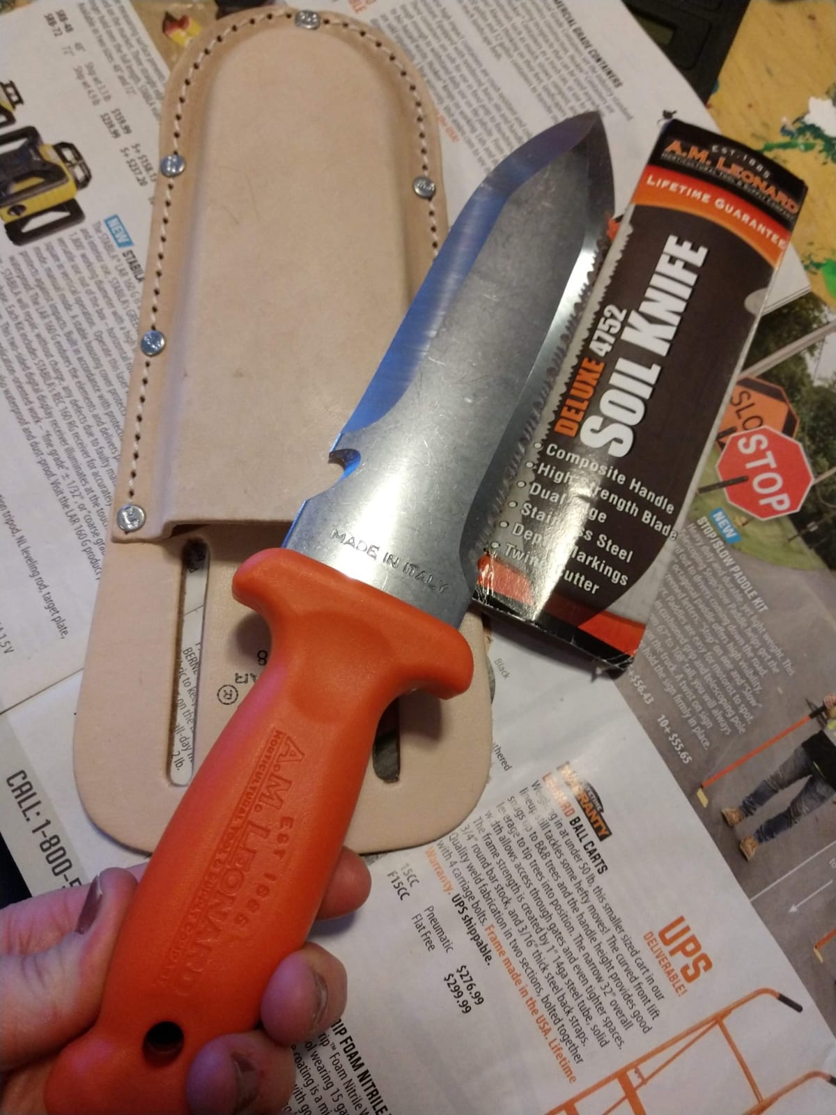 A.M. Leonard Deluxe Soil Knife, Orange – Hori Hori with 6-Inch SS Blade customer photo 1