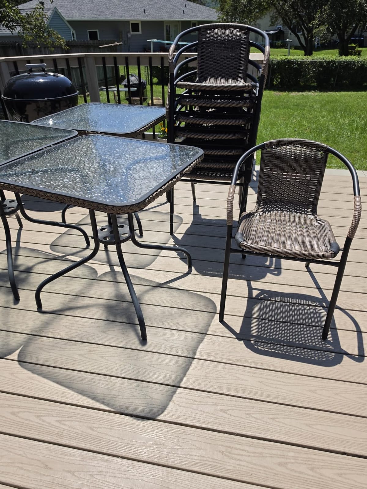 Flash Furniture Lila Modern Rattan Indoor/Outdoor Stackable Dining Chairs, Stacking Rattan Bistro Chairs for Patio or Restaurant, Set of 4, Black customer photo 1