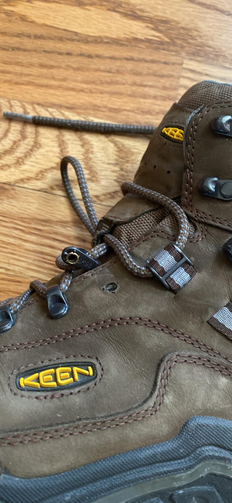KEEN Men's Durand 2 Mid Height Waterproof Hiking Boots customer photo 2