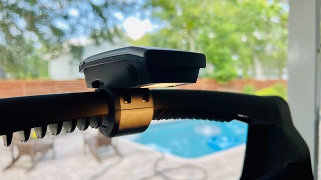 Weber® LED Grill ’N Go Light for Grill Handle customer photo 1