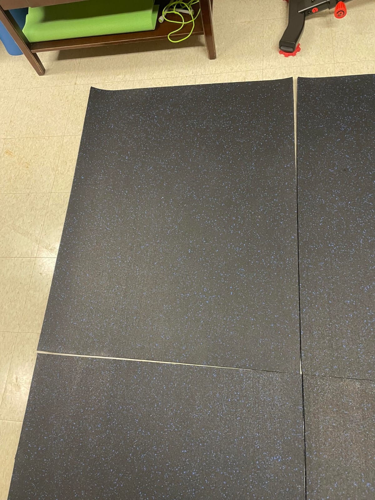 American Floor Mats Ultimate Stand-Alone Gym Mats Solid Black 4' x 8' - 3/8