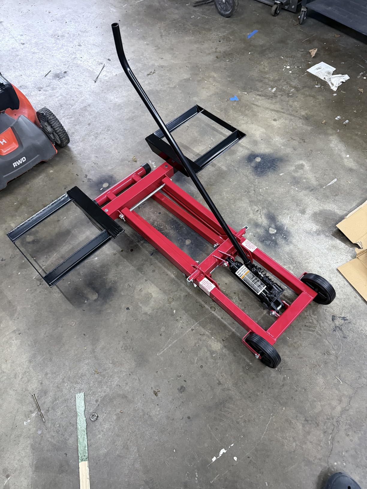Goplus 500LBS Capacity Zero Turn Mower Lift customer photo 2