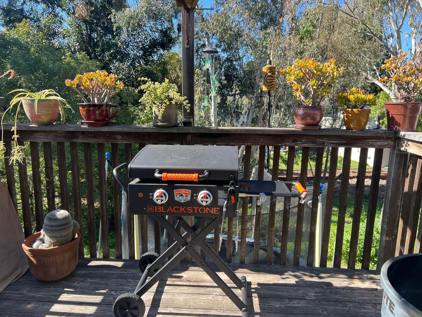 BLACKSTONE 22” On The Go Scissor-Leg Griddle with Two Burners -Stainless Steel Gas Griddle with Hood, Wheels, Side Shelf –Heavy Duty Outdoor Stainless Steel Griddle for Backyard, Patio Camping –1935 customer photo 1