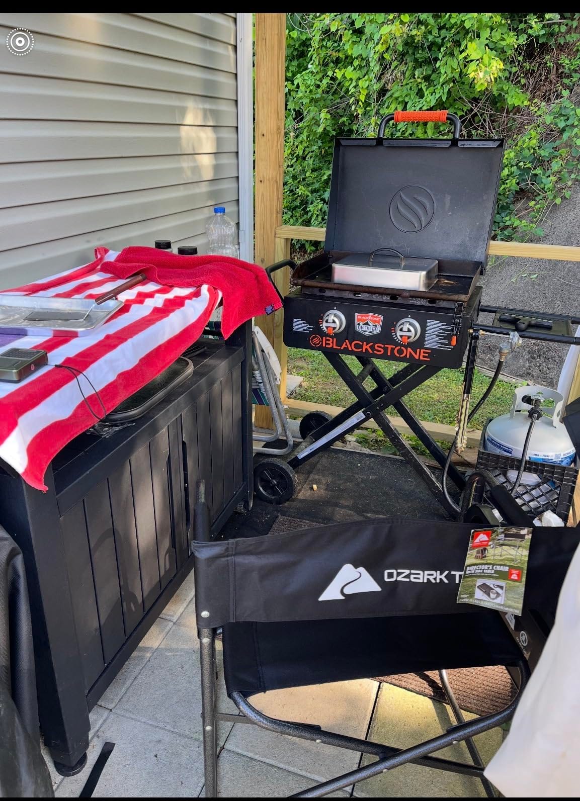 BLACKSTONE 22” On The Go Scissor-Leg Griddle with Two Burners -Stainless Steel Gas Griddle with Hood, Wheels, Side Shelf –Heavy Duty Outdoor Stainless Steel Griddle for Backyard, Patio Camping –1935 customer photo 2